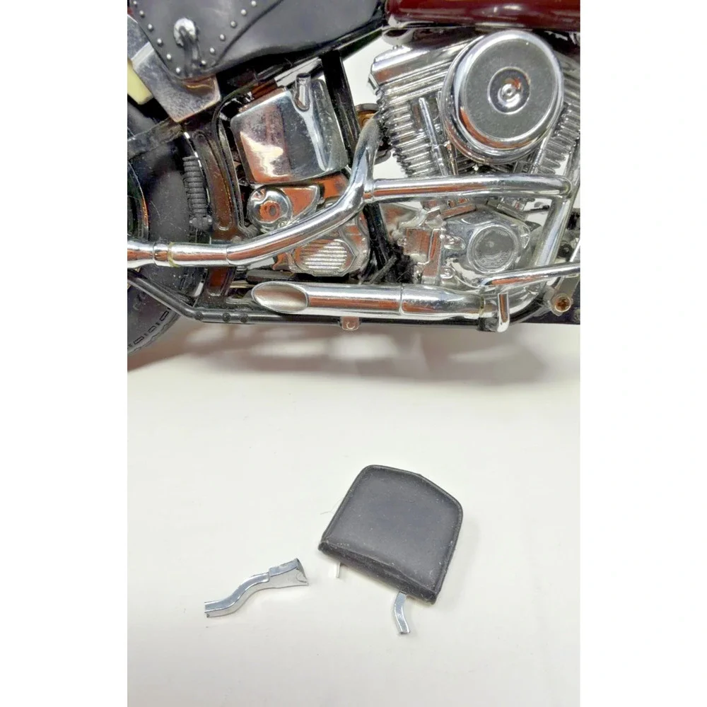 Harley-Davidson Heritage Softail Die Cast Motorcycle Model Parts Repair